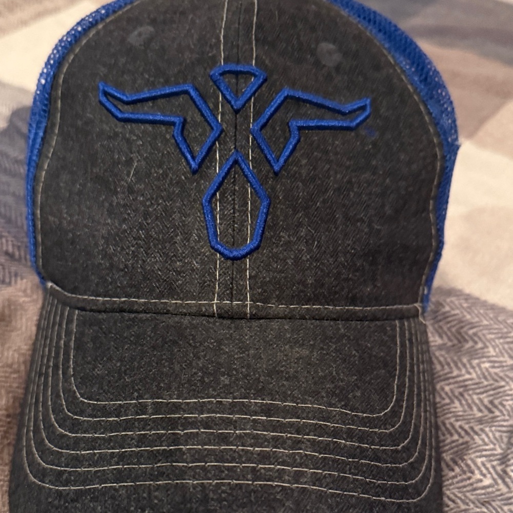 Wrangler Black and Blue Hat